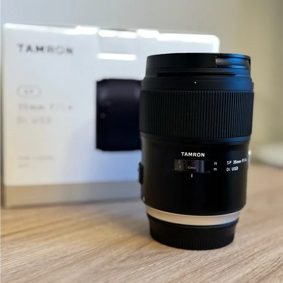 Black Camera Lens - Picture 1 of 6